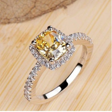Trendiger Diamantring