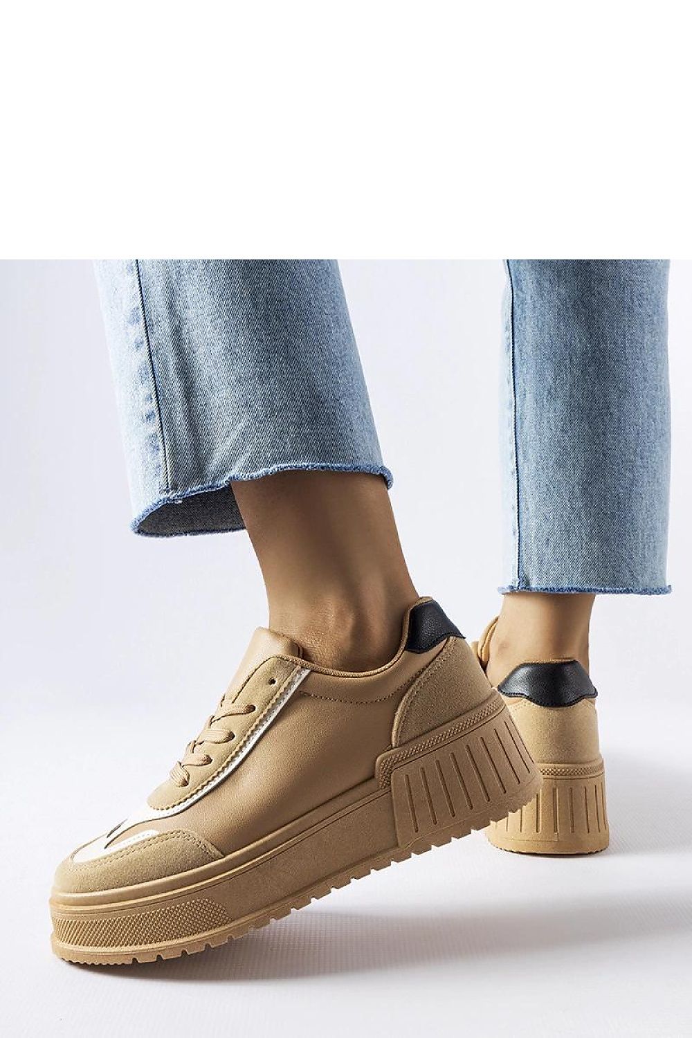 Sneakers model 207702 Solea