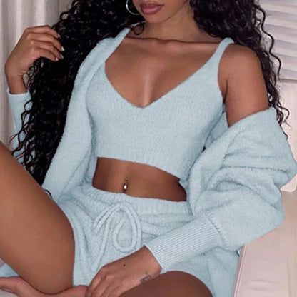 3-piece women's pajama set: long-sleeved crop top and shorts with drawstring