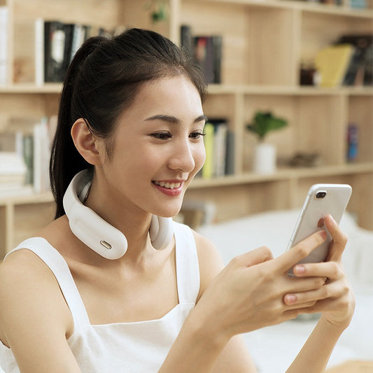 Neck and shoulder massager with smart remote control