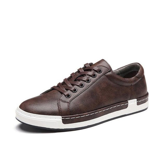 Handgefertigte Lace-Up Sneaker