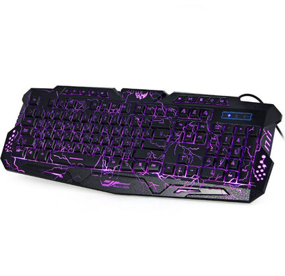 J10 dreifarbige Hintergrundbeleuchtung, kabelgebundenes Gaming-Tastaturset, farbenfrohe leuchtende Gaming-Maus, Tastatur, russische Tastatur