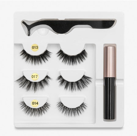 Ein unverzichtbares künstliches Wimpernverlängerungsset