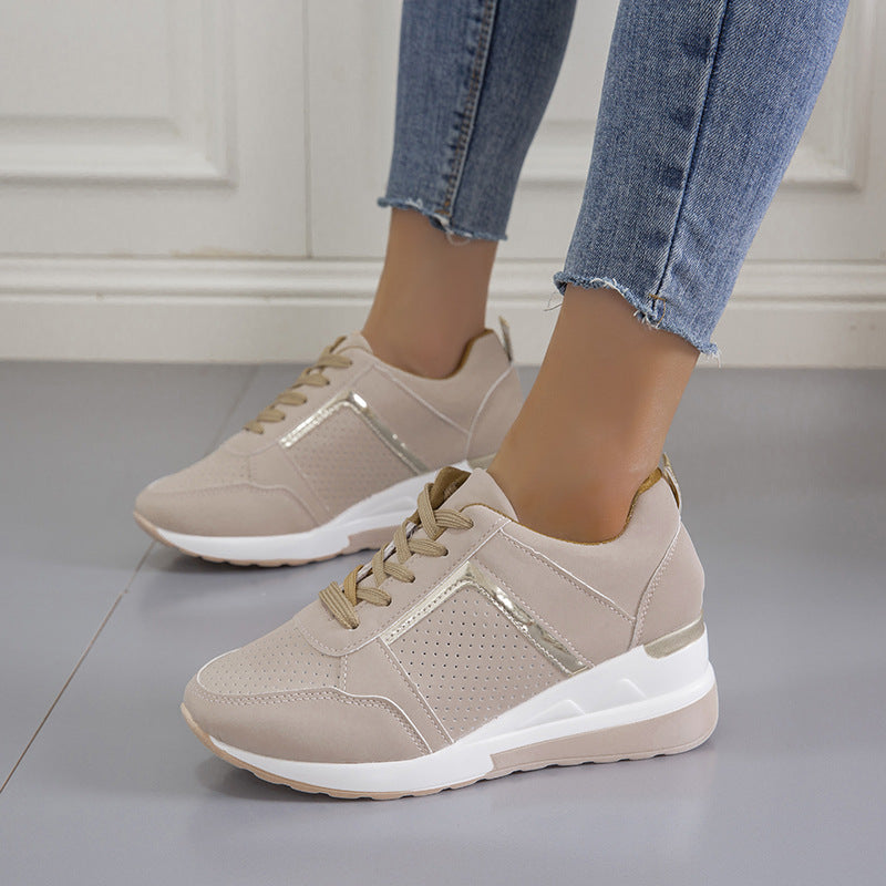 Zapatillas deportivas Keilabsatz con plataforma, cordones y malla