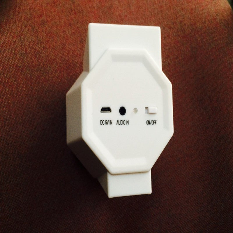 Intelligent speaker with magnetic induction resonance