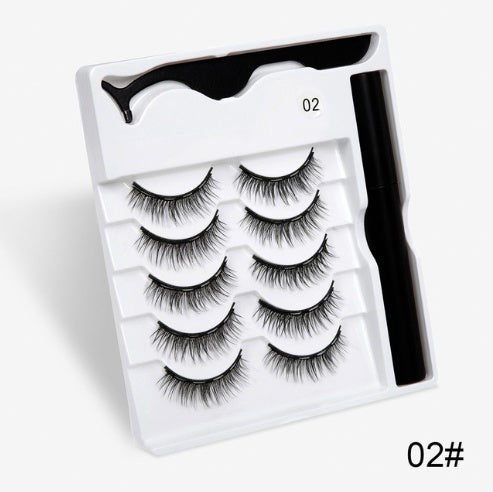 Ein unverzichtbares künstliches Wimpernverlängerungsset