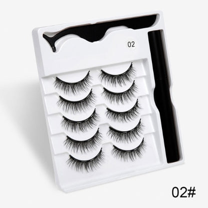 Ein unverzichtbares künstliches Wimpernverlängerungsset