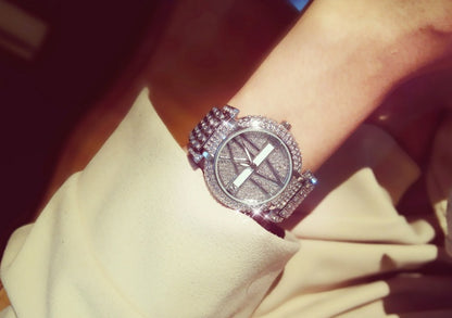 Luxuriöse Diamanten Modische Edelstahl Armbanduhr