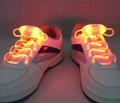 Cierre de zapatos deportivos LED
