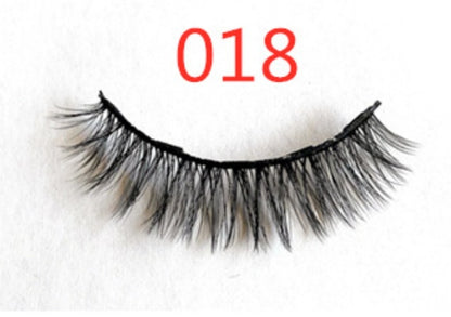 Ein unverzichtbares künstliches Wimpernverlängerungsset