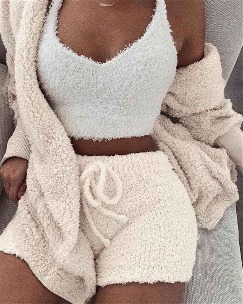 3-piece women's pajama set: long-sleeved crop top and shorts with drawstring