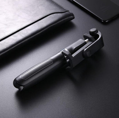 Universeller dreieckiger Bluetooth-Stativ-Selfie-Stick
