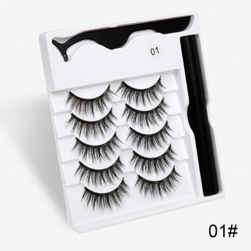 Ein unverzichtbares künstliches Wimpernverlängerungsset