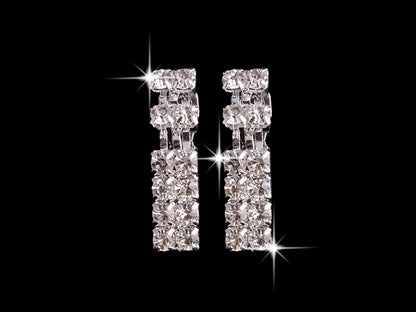 Halskette Ohrringe Ring Armband 4-Teiliges Strass-Schmuckset