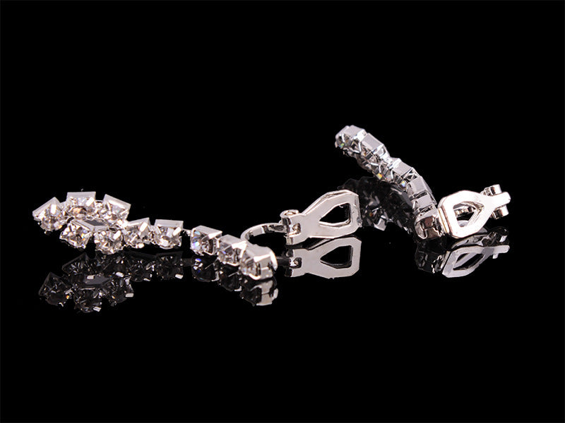 Halskette Ohrringe Ring Armband 4-Teiliges Strass-Schmuckset