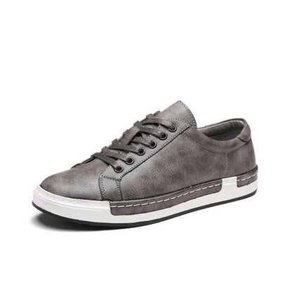 Handgefertigte Lace-Up Sneaker