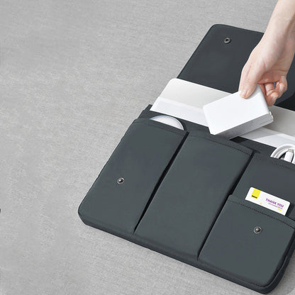 Schwarze und weiße Laptoptasche, Laptop-Schutzhülle