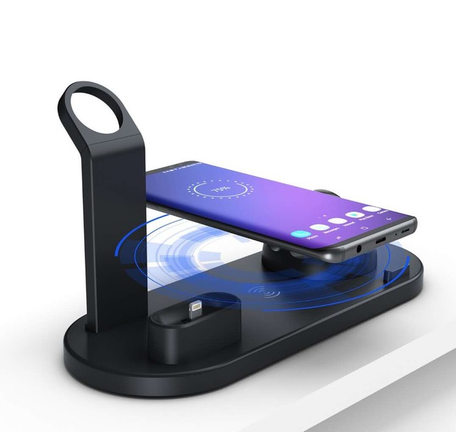 4-in-1 fast charging station