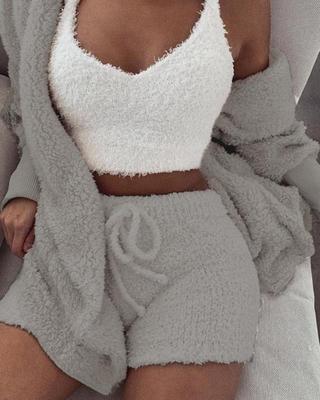 3-piece women's pajama set: long-sleeved crop top and shorts with drawstring