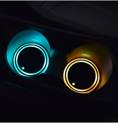 Bunter Getränkehalter LED Untersetzer Solar- & USB-Ladefunktion Rutschfester Untersetzer Umgebungslicht für Auto Automatisch