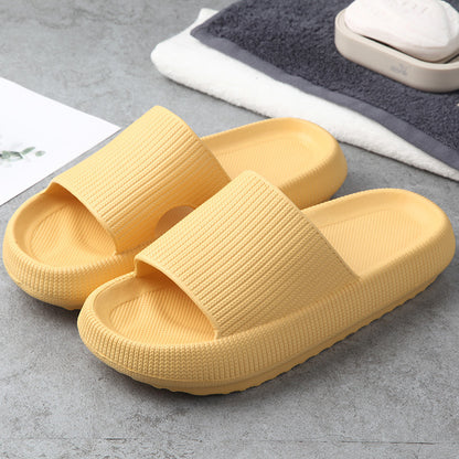 Soft slippers, comfortable to wear, unisex