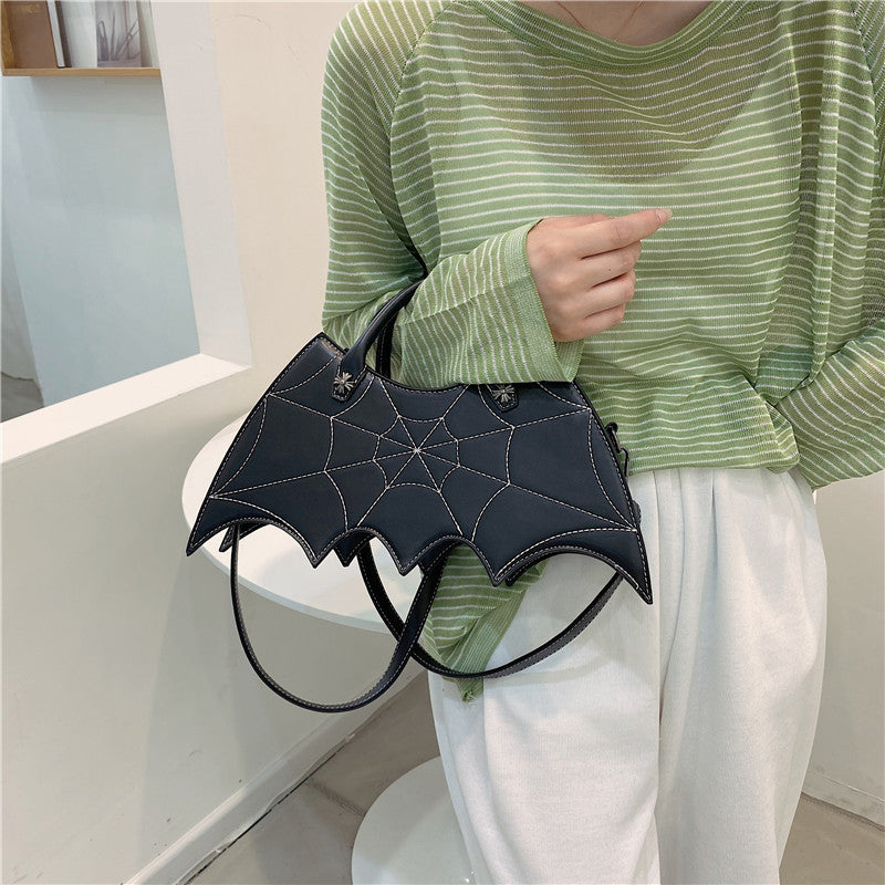 Halloween Spinnennetzform Batgirl Motiv Schultertasche