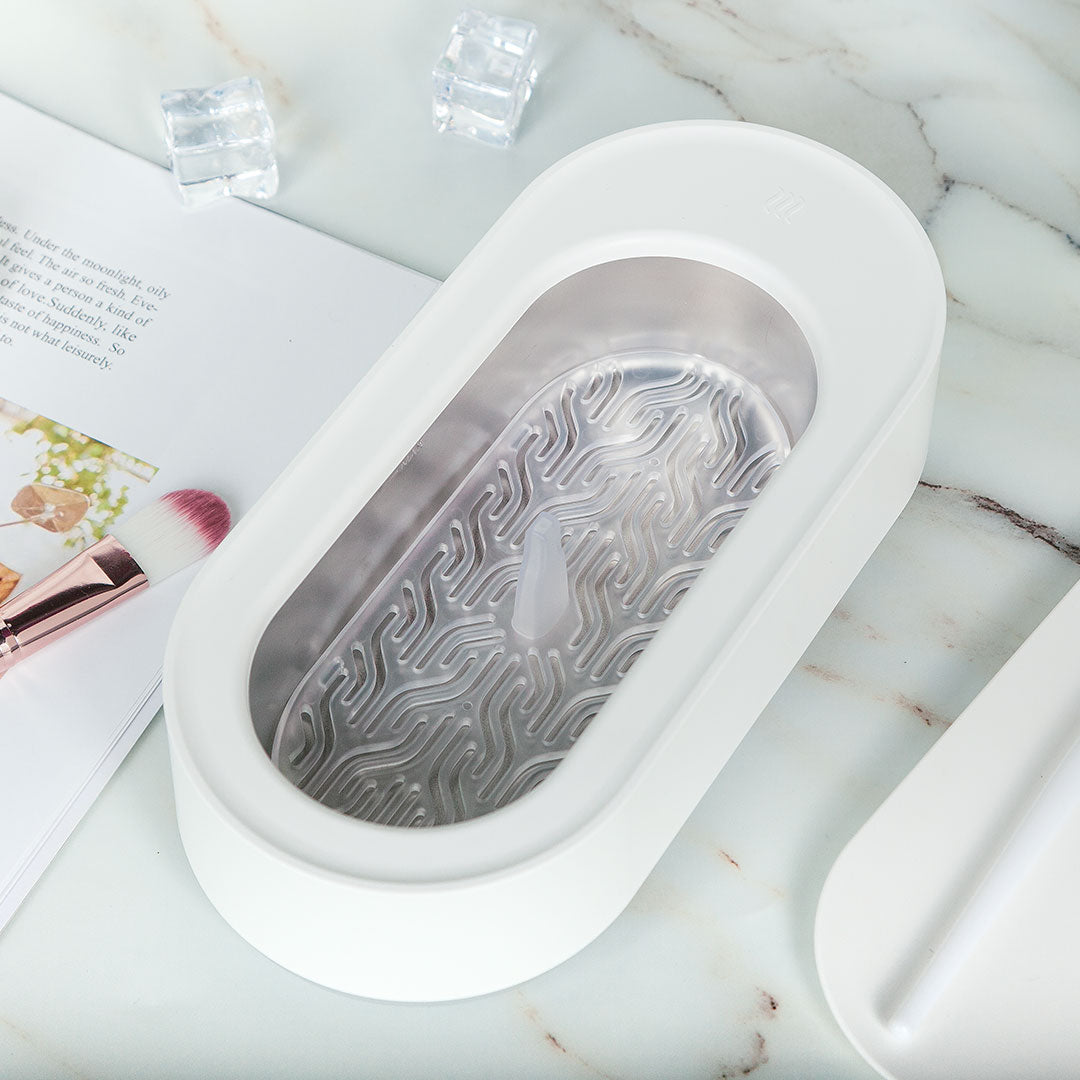 Portable ultrasonic cleaning device 45,000 Hz high-frequency vibration cleaning