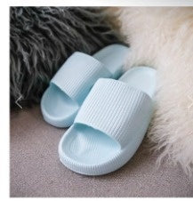 Soft slippers, comfortable to wear, unisex