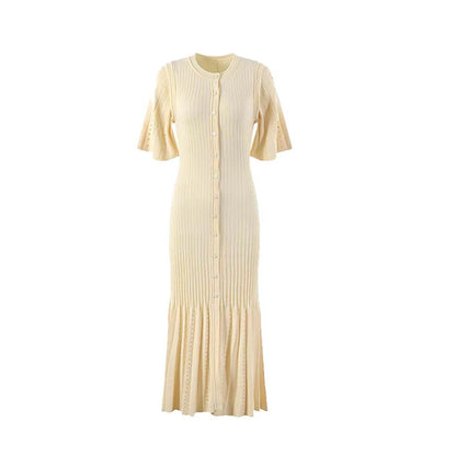 Sommer Frühling Neues Französisches Elegantes Parfüm High-End Schlankmachendes Gestricktes Meerjungfrauenkleid Ausgehöhltes Schlankmachendes Fischschwanz-Strickkleid