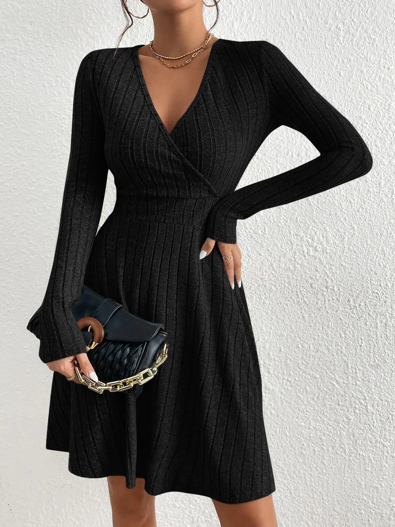 Herbst und Winter Neue Damen Gestrickte Schlanke Sexy Etuikleid Taille Abnehmende Innen Kurze Wickelrock Kleines Schwarzes Kleid