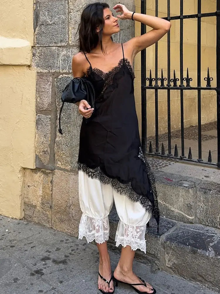 Tossy Sexy Lace Halter Dresses Female Backless Patchwork V-Neck Summer 2025 New Slim Party Dress Women Spaghetti Bodycon Dress
