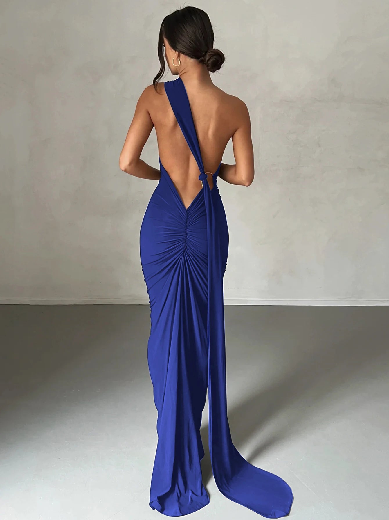 Hugcitar One Shoulder Backless Adjustable Scarf Loop Rüschen Sexy Maxikleid Damen Elegant Y2K Streetwear Festival Outfit