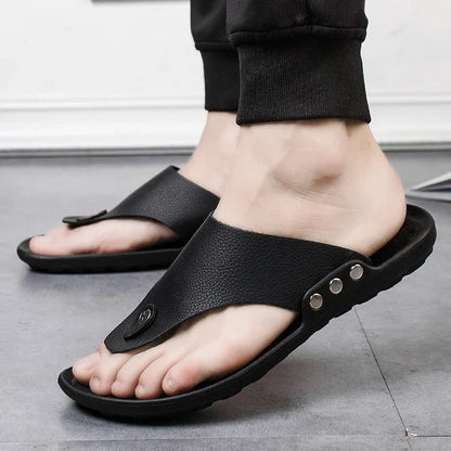 MAEDEF Neue Sandalen Schuhe Herren Sommer Herren Flip Flops Hochwertige Strandsandalen Anti-Rutsch Zapatos Hombre Freizeitschuhe Herren Pantoffeln