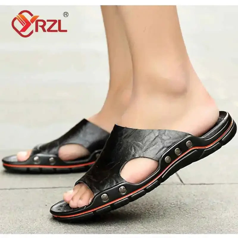 YRZL Sandalen Herren Leder Klassische Sommer Herren Hausschuhe Weiche Schwarze Hausschuhe PU-Leder Hausschuhe Leichte EVA-Slides für Herren