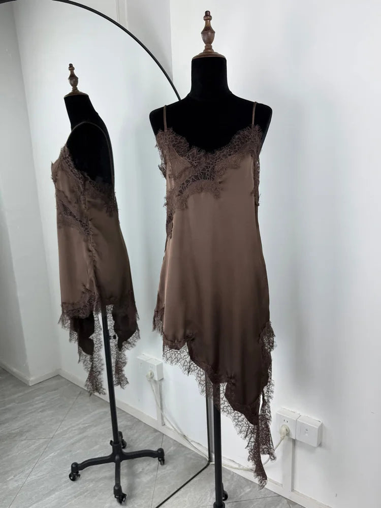 Tossy Sexy Lace Halter Dresses Female Backless Patchwork V-Neck Summer 2025 New Slim Party Dress Women Spaghetti Bodycon Dress