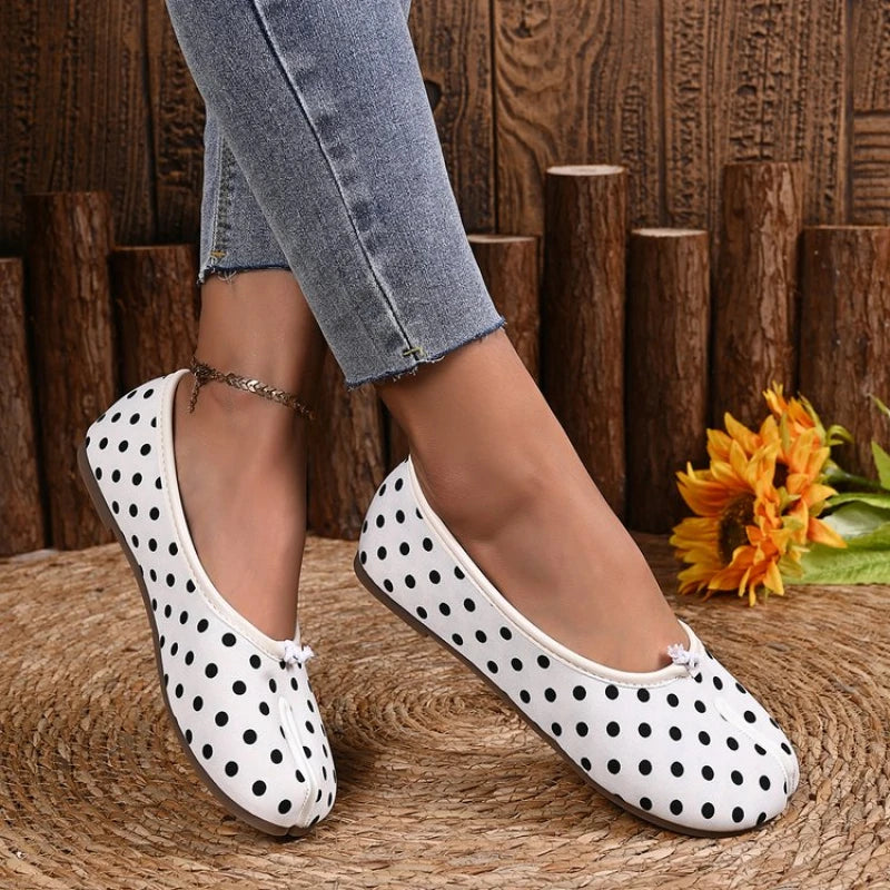2026 Ganzjährige neue Damen Sanfte Flats mit flacher Sohle - Schleife Bequeme Mutter-Schuhe, verschiedene Optionen verfügbar Freizeitschuhe