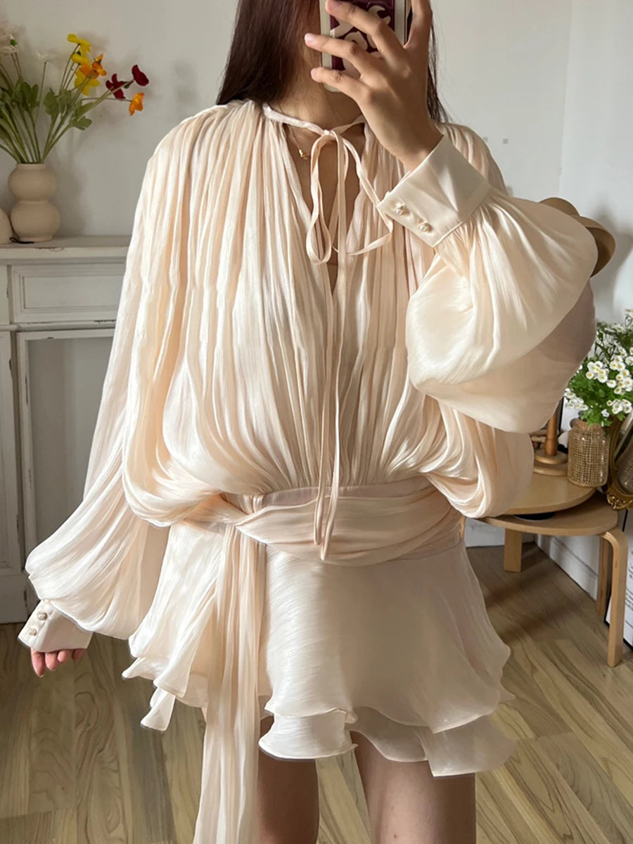 TWOTWINSTYLE Solid Bluse Minikleider für Frauen V-Ausschnitt Langarm Gespleißt Geschnürt Süßer Stil Kleid Weibliche Kleidung Mode