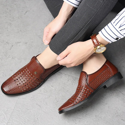 Sommer Herren Slipper Atmungsaktive Herren Lederschuhe Weiche Sohlen Männliche Freizeitschuhe Slip-on Oxford Schuhe Business Zapatos De Hombre