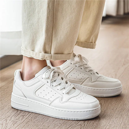 Spring and Summer Men's Shoes, New Breathable Sneakers, Men's Trendy and Versatile Thick-Soled White Shoes, Sports and Casual Shoes