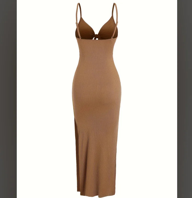 Frühling und Sommer Europa und Amerika Strickkleid einfach ärmellos Hosenträgerkleid mit freiem Rücken und sexy langem Rock mit Nacken.
