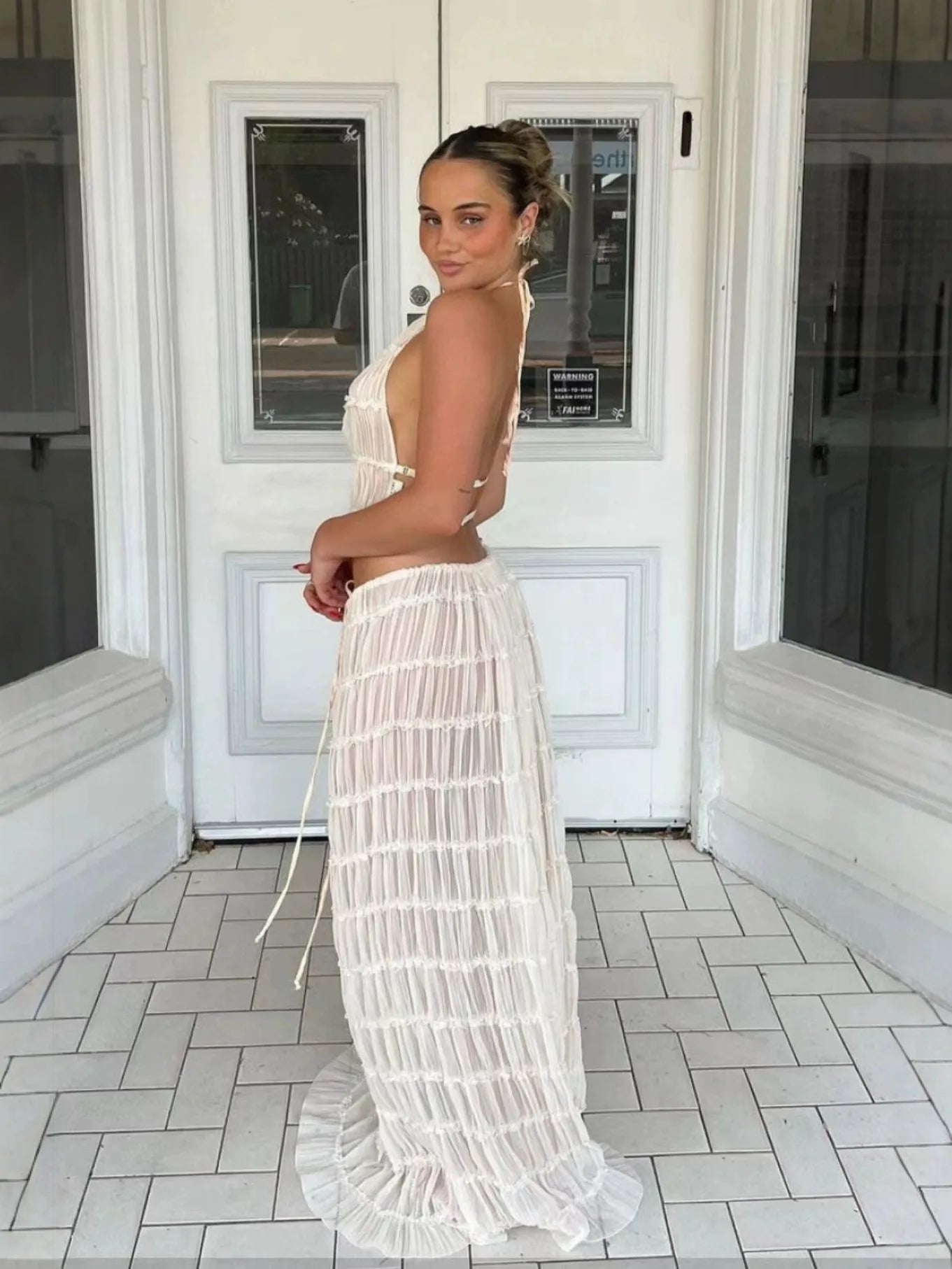 2024 summer new sexy halter top with exposed back and camisole, pleated lace vest, long skirt set