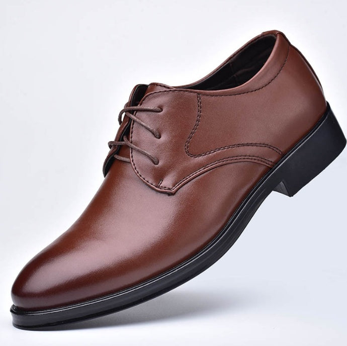 Atmungsaktive Spitz-Slip-On-Schuhe