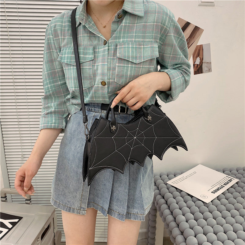 Halloween Spinnennetzform Batgirl Motiv Schultertasche