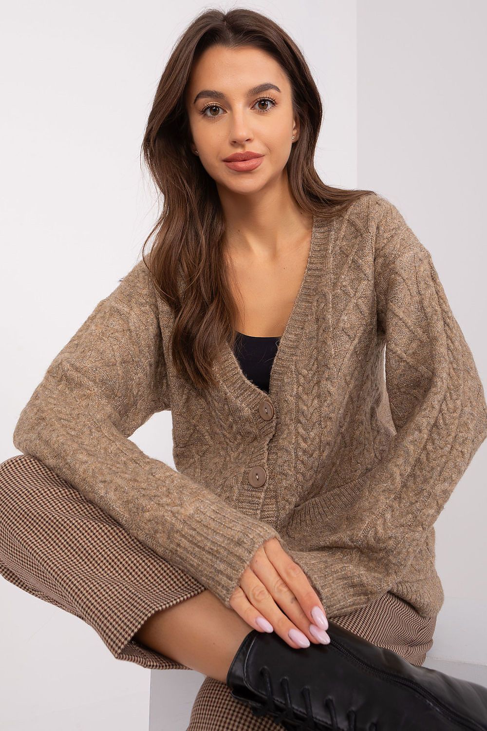 Cardigan AT