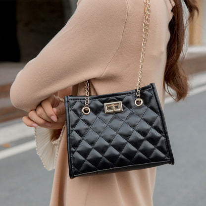 Mini Kettenmuster Rautenmuster Quadratische Schultertasche