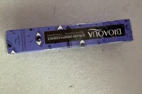 Wimpernserum nährt die Haarwurzeln, spendet intensive Nährstoffe, repariert und sorgt für dichte, schlanke und geschwungene Wimpern