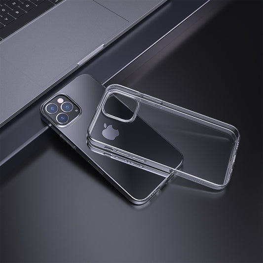 Transparent phone case made of high-purity TPU